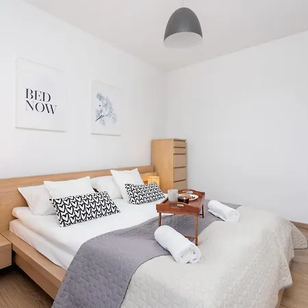Dzielnica XIII Podgorze Krakow By Noclegi Renters Екстер'єр фото